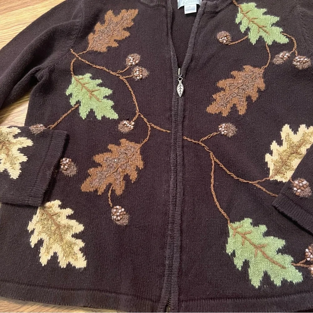 Womens vintage 3D leaf knit  zip up sweater/ cardigan